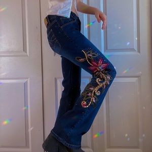 Amazing TRUE VINTAGE Y2K beaded jeans🌎